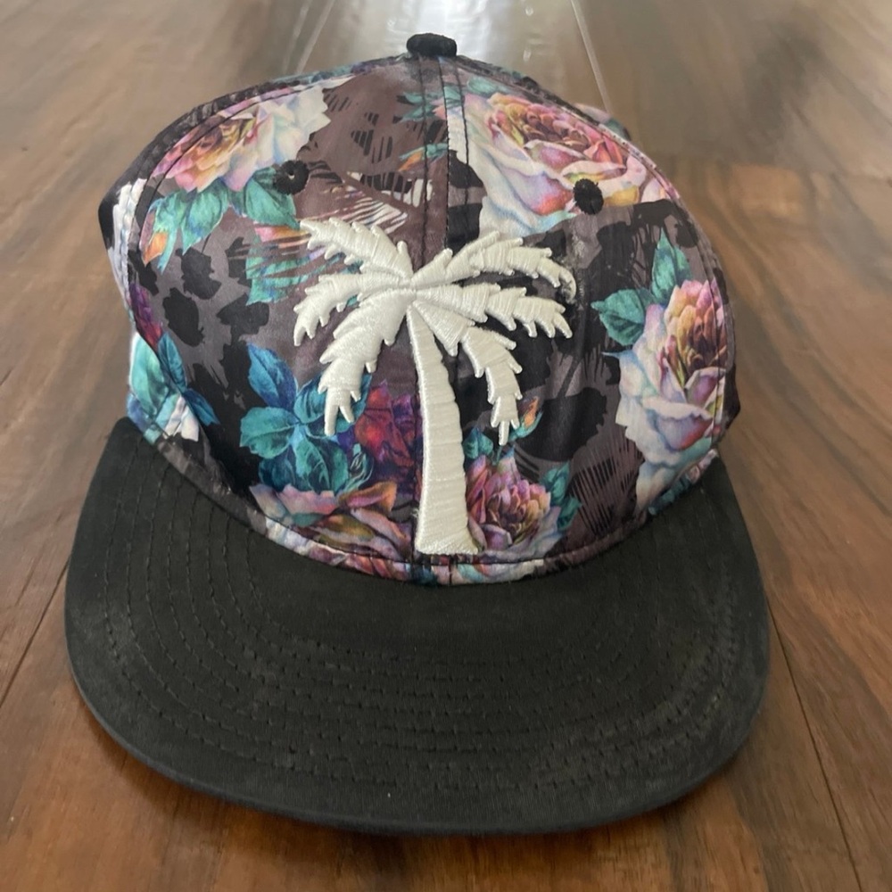 BLVD Supply Multi-Colored Satin Belt Back Flat Bill Hat - White Palm Tre…